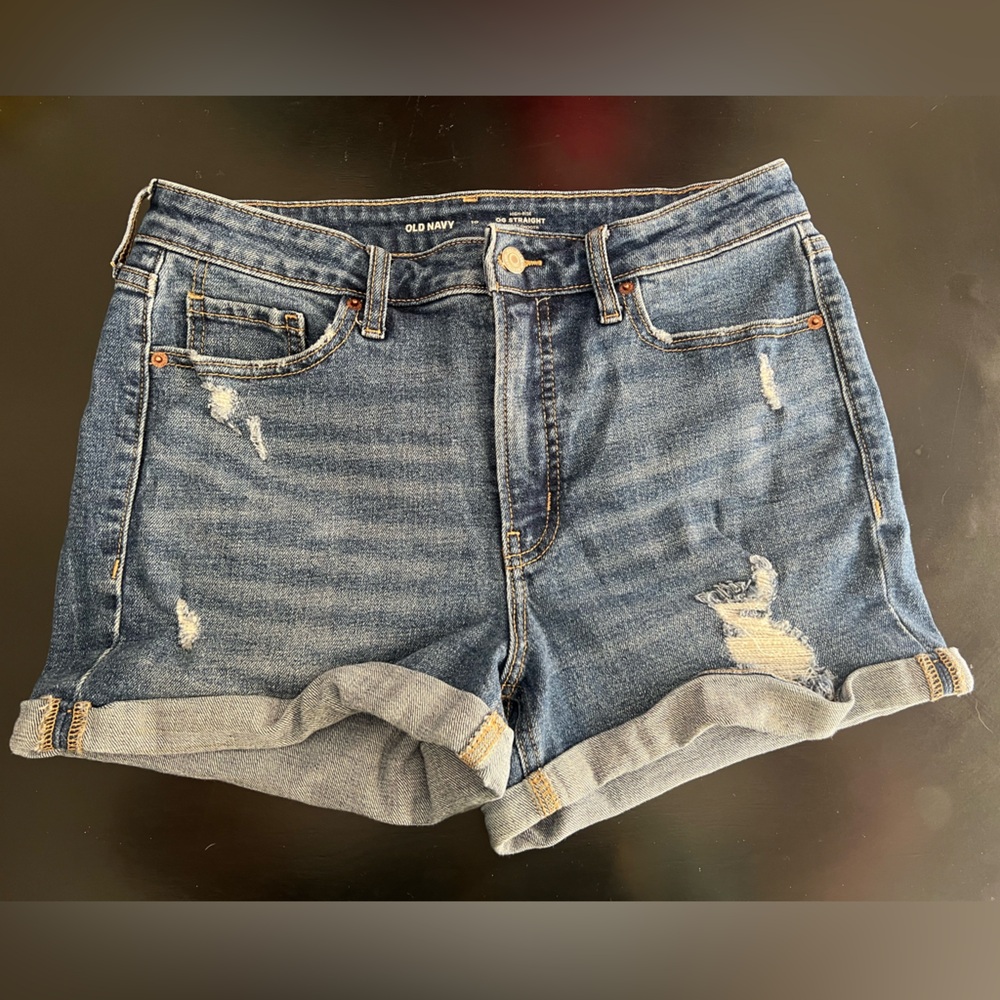 Old navy high rise OG straight distressed jean shorts